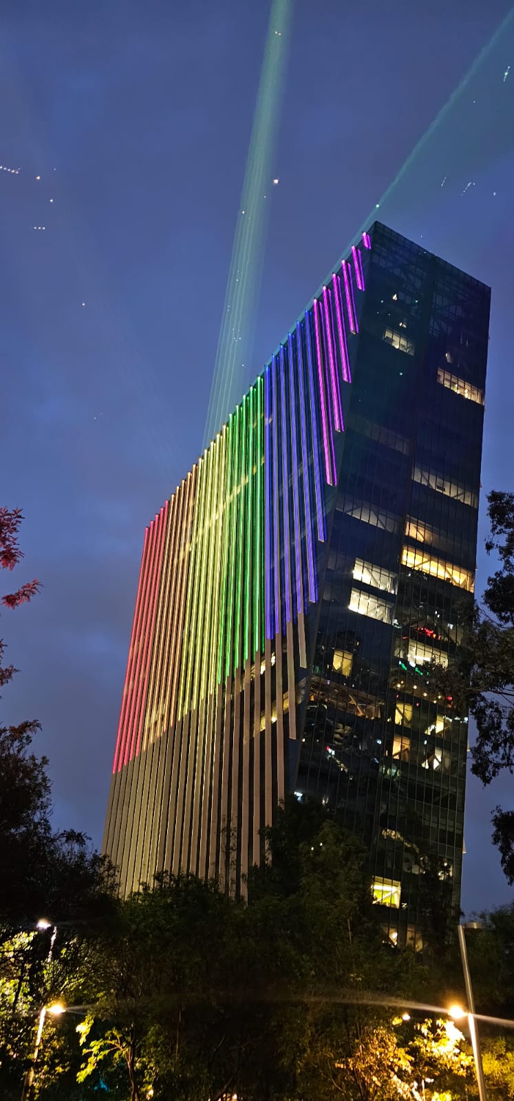 Torre Virreyes Iñuminada Pride 2 Torre Virreyes Iñuminada Pride 2